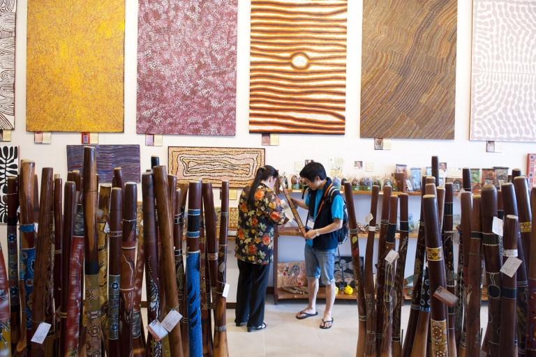 Doongal Aboriginal Art, Cairns, Queensland © Tourism and Events Queensland