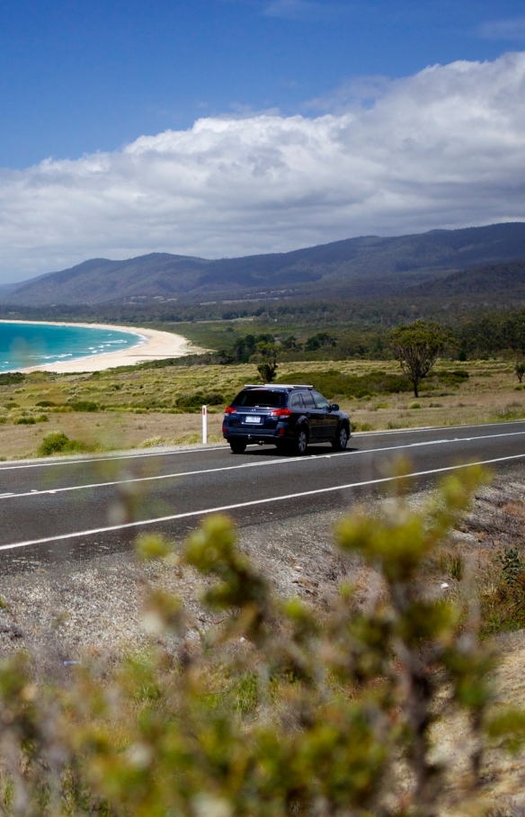 Roadtrip entlang der Küste in der Lagoons Beach Conservation Area © Pete Harmsen/Tourism Tasmania