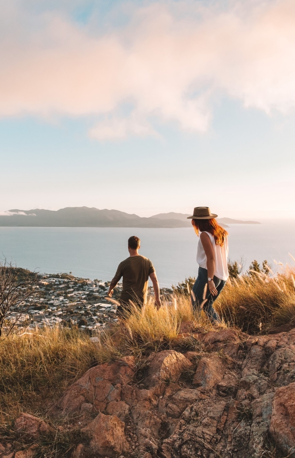 Castle Hill, Townsville, Queensland © Tourism and Events Queensland