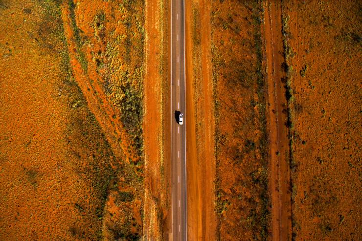 Stuart Highway, Alice Springs Region, Northern Territory © Sam Earp, Tourism NT