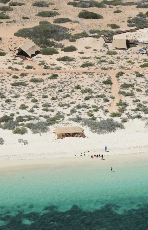 Luftaufnahme von Sal Salis, Ningaloo Reef, Westaustralien © Sal Salis