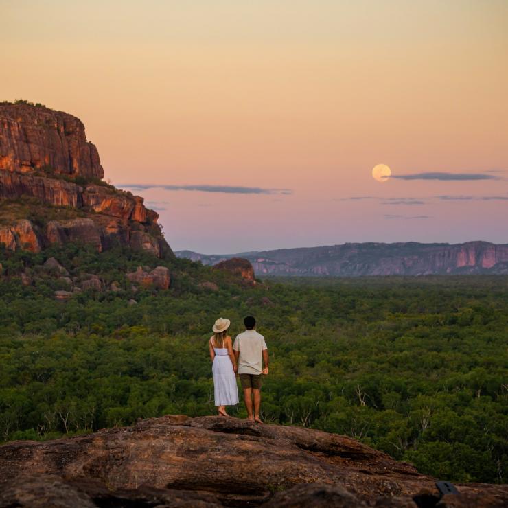 Nawurlandja lookout, NT © Tourism NT/Kyle Hunter & Hayley Anderson Nawurlandja lookout, NT © Tourism NT/Kyle Hunter & Hayley Anderson