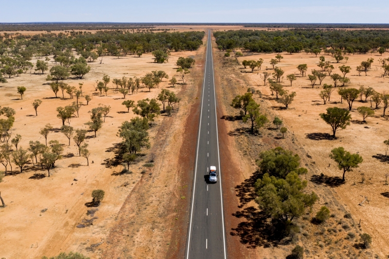Car drives along the Matilda Way in Outback Queensland © Tourism and Events Queensland  Car drives along the Matilda Way in Outback Queensland © Tourism and Events Queensland