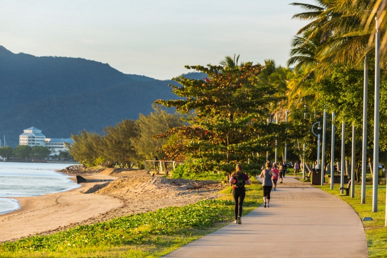 Esplanade, Cairns, Queensland © Andrew Watson, Tourism and Events Queensland