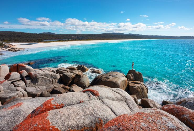 Sloop Reef, Bay of Fires, TAS © Tourism Australia, Daniel Tran Sloop Reef, Bay of Fires, TAS © Tourism Australia, Daniel Tran