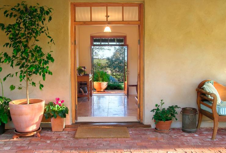 Seppeltsfield Vineyard Cottage, Barossa Valley, SA © Seppeltsfield Vineyard Cottage Seppeltsfield Vineyard Cottage, Barossa Valley, SA © Seppeltsfield Vineyard Cottage