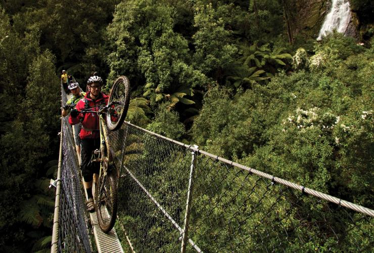 Montezuma Falls, Pieman River, TAS © Flow Mountain Bike