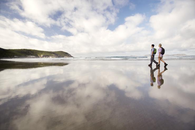 Couple walking along Squeaky Beach © Garry Moore/Visit Victoria