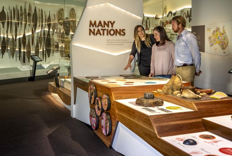 Bunjilaka Aboriginal Cultural Centre, Melbourne Museum, VIC © Archie Sartracom, Tourism Australia Bunjilaka Aboriginal Cultural Centre, Melbourne Museum, VIC © Archie Sartracom, Tourism Australia