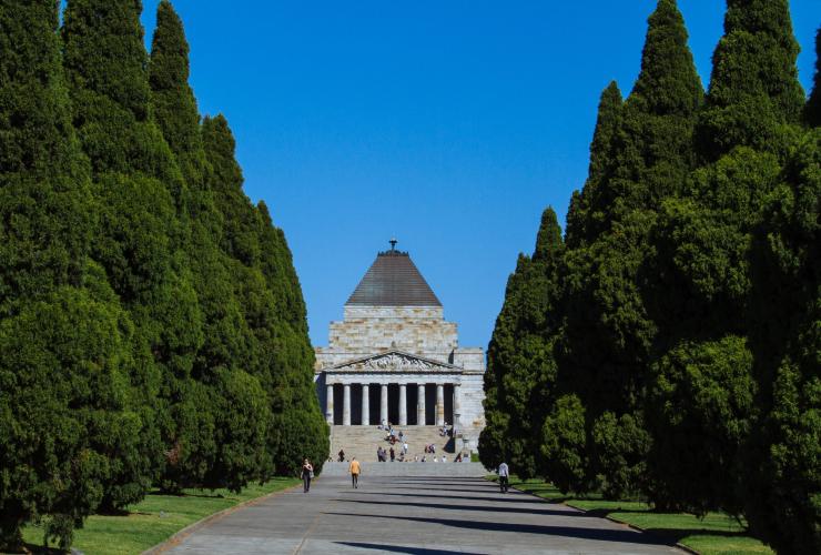 Shrine of Remembrance, Melbourne, VIC © Roberto Seba