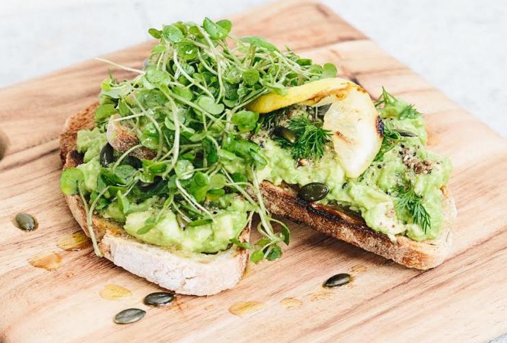 Smashed avocado on toast at Folk Cafe in Byron Bay  © Folk Cafe