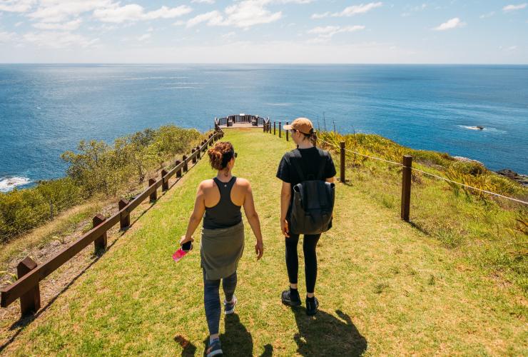 Captain Cook’s Lookout, Norfolk Island © Tourism Australia