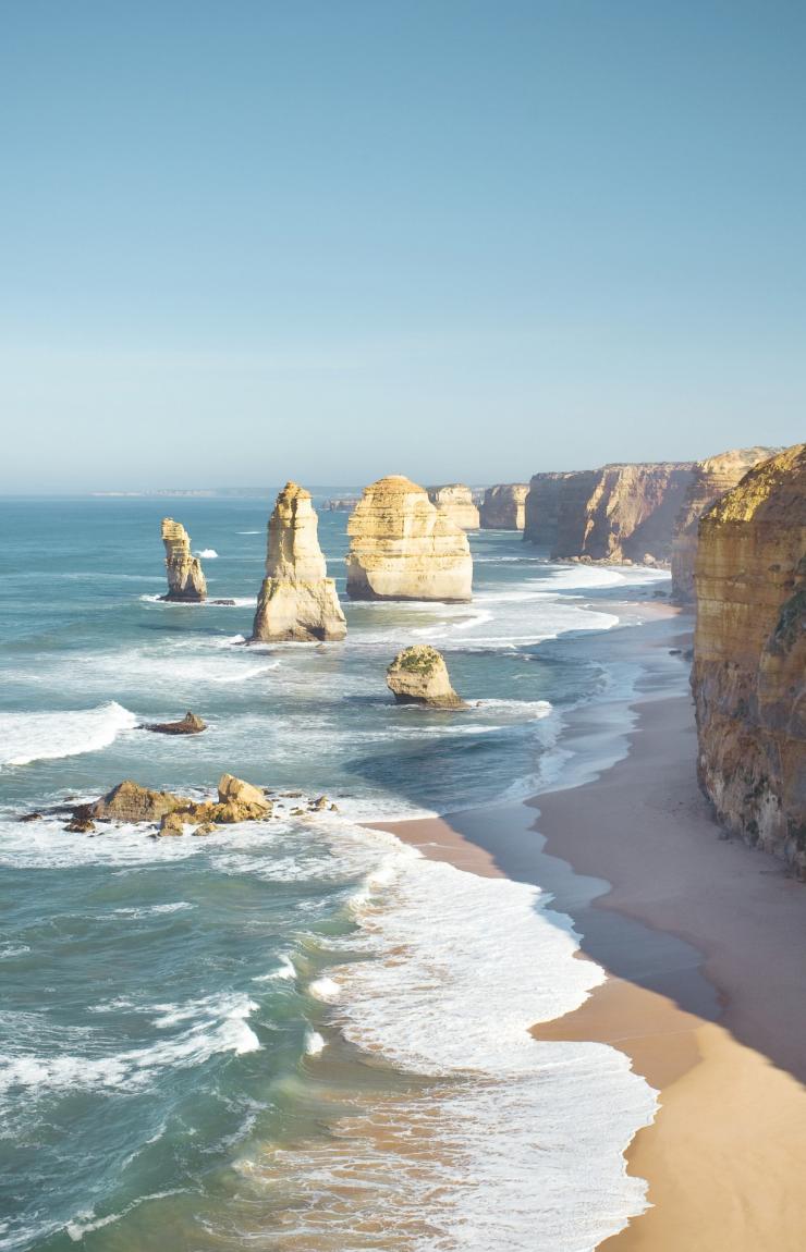 The Twelve Apostles, Port Campbell National Park, VIC © Visit Victoria The Twelve Apostles, Port Campbell National Park, VIC © Visit Victoria