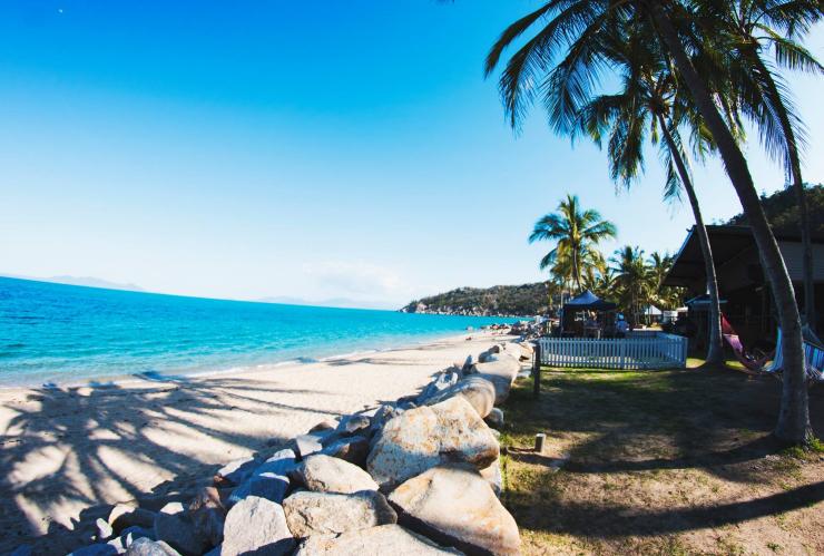 Base Backpackers, Magnetic Island, QLD © Base Backpackers Base Backpackers, Magnetic Island, QLD © Base Backpackers