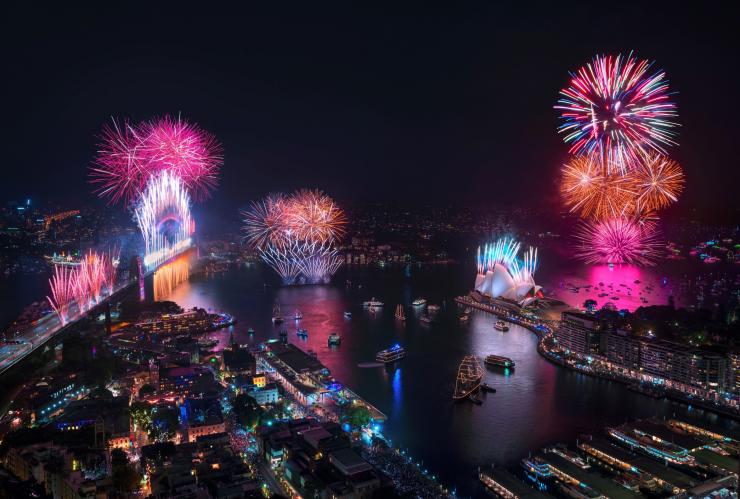 New Year's Eve 2019, Sydney, NSW © Destination NSW New Year's Eve 2019, Sydney, NSW © Destination NSW
