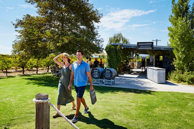 Couple during a guided vineyard tour in Swan Valley wine region © Tourism Western Australia