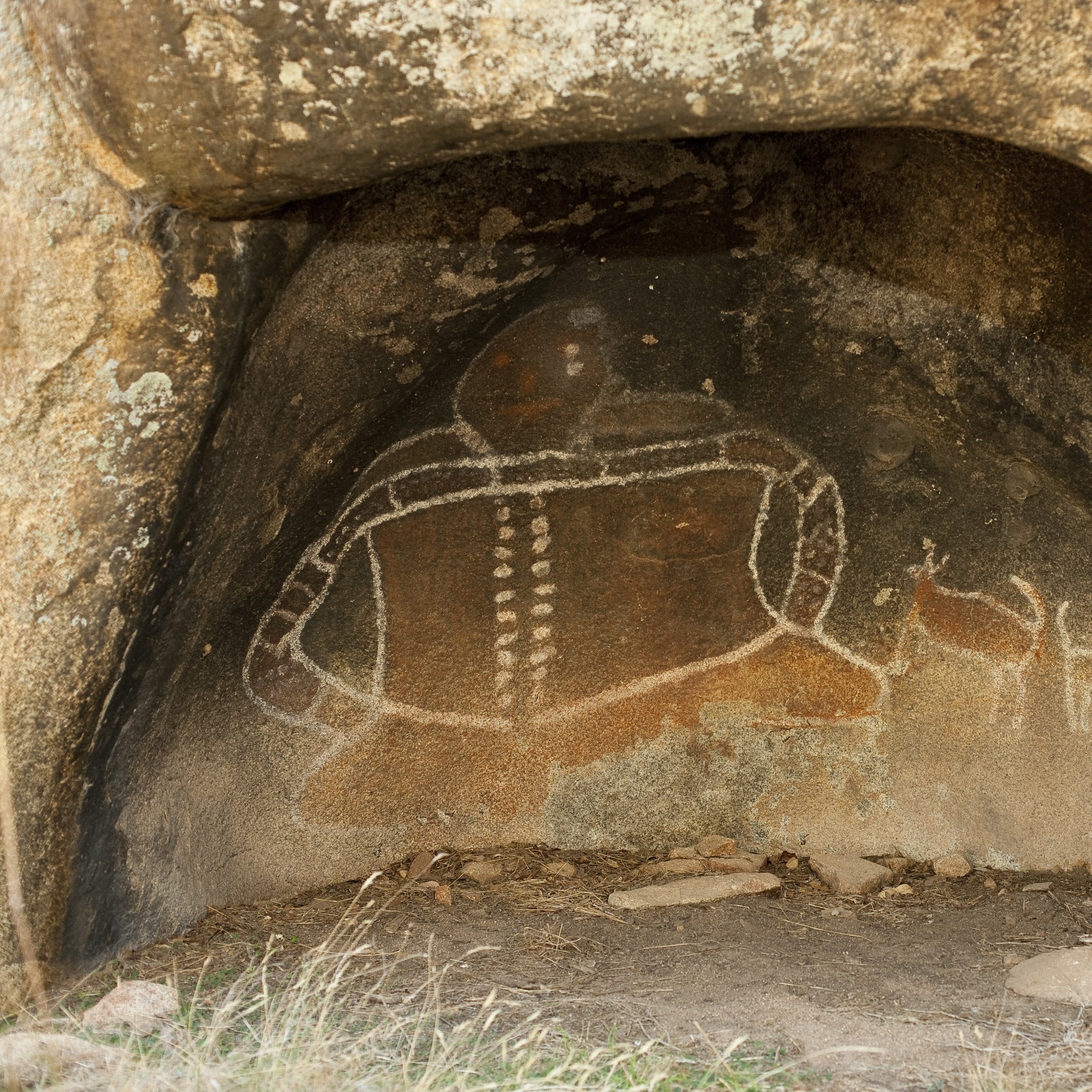 Rock art at Bunjil Shelter, Grampians, VIC © Visit Victoria