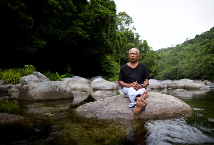 Elder Bennett Walker in the Daintree Rainforest © Tourism Australia Elder Bennett Walker in the Daintree Rainforest © Tourism Australia