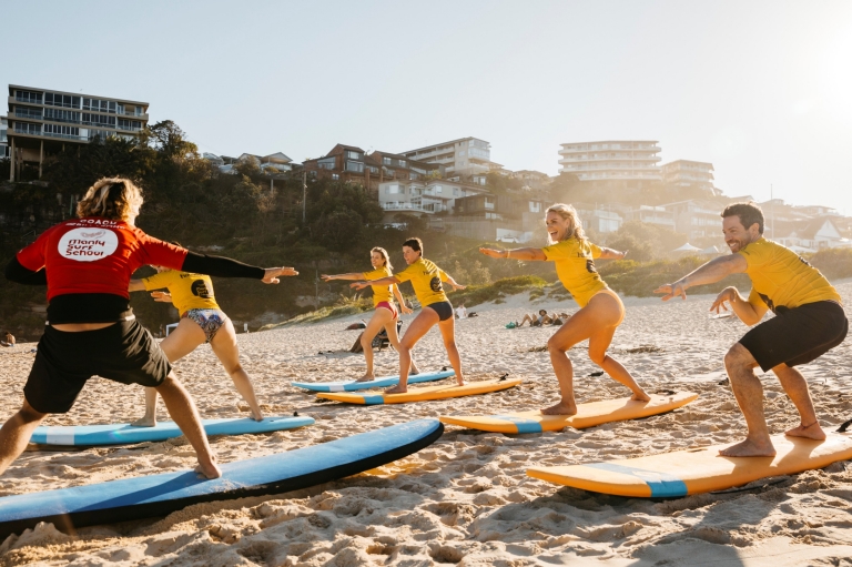 Manly Surf School, Freshwater Beach, Sydney, New South Wales © Destination NSW