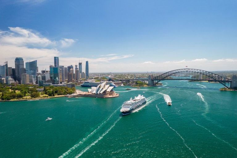 Azamara, Sydney Harbour, New South Wales © Tim Faircloth