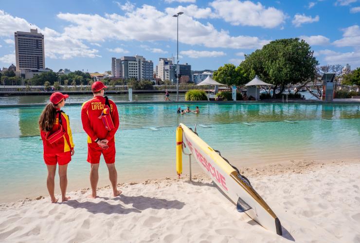 Streets Beach, South Brisbane, QLD © Tourism Australia