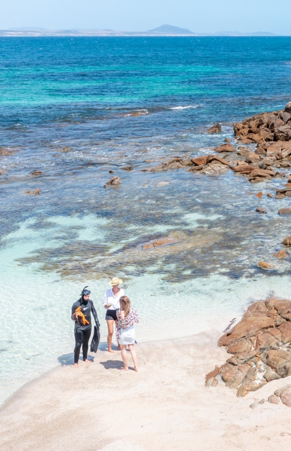 Australian Coastal Safaris, Eyre Peninsula, South Australia © Tourism Australia