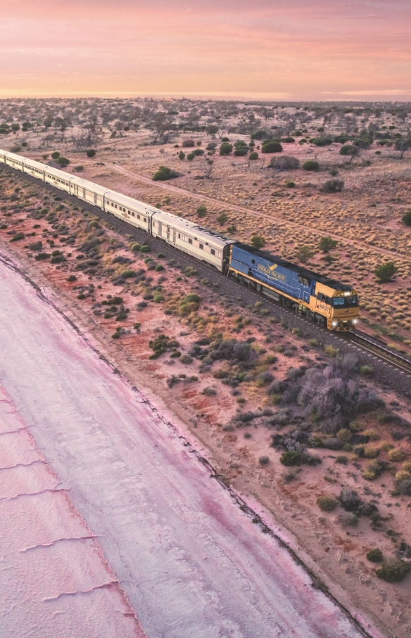 Indian Pacific, Lake Hart, SA © Andrew Gregory