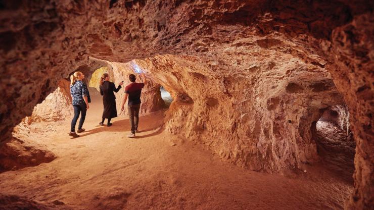 Umoona Opal Mine & Museum, Coober Pedy, SA © Adam Bruzzone, Tourism Australia Umoona Opal Mine & Museum, Coober Pedy, SA © Adam Bruzzone, Tourism Australia