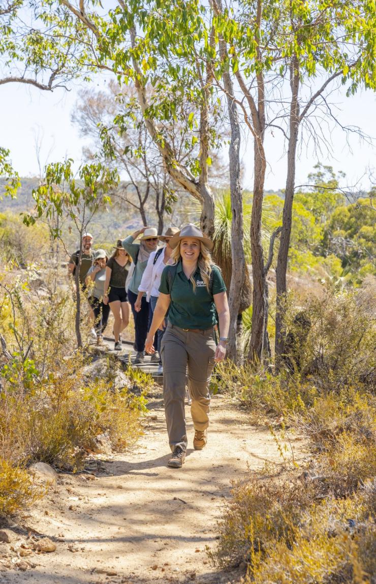 Guided hike, the Hike Collective, Perth, Western Australia © Tourism Australia