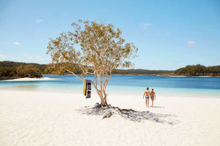 Lake McKenzie, K'Gari, QLD © Tourism & Events Queensland