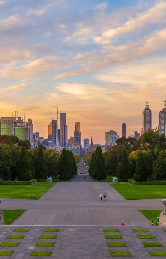 Melbourne, Victoria © Ray Captures