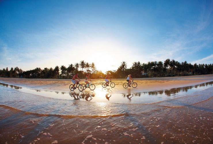 Mission Beach, Queensland © Chris McLennan, Tourism and Events Queensland Mission Beach, Queensland © Chris McLennan, Tourism and Events Queensland