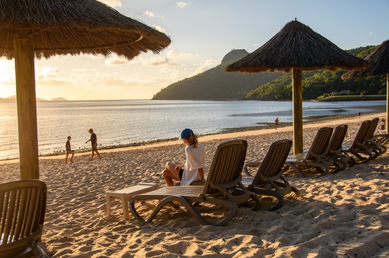 Catseye Beach, Hamilton Island, Queensland © Tourism and Events Queensland