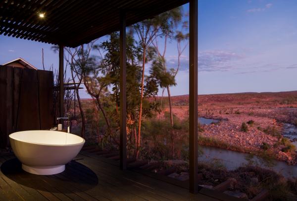 Cliffside retreat, El Questro Wilderness Park, WA © Tourism Western Australia 