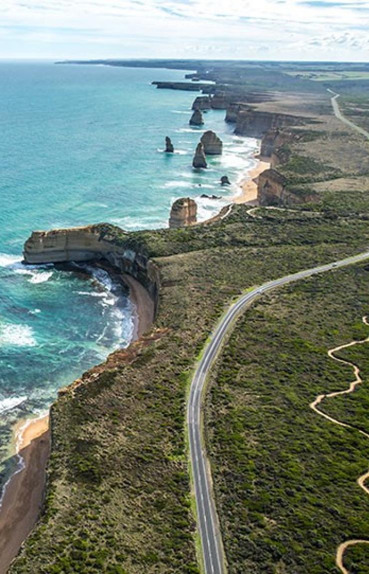Twelve Apostles, Great Ocean Road, VIC © Greg Snell, Tourism Victoria
