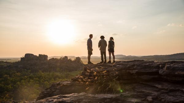 Kakadu Cultural Tours, Taman Nasional Kakadu, NT © Tourism Australia