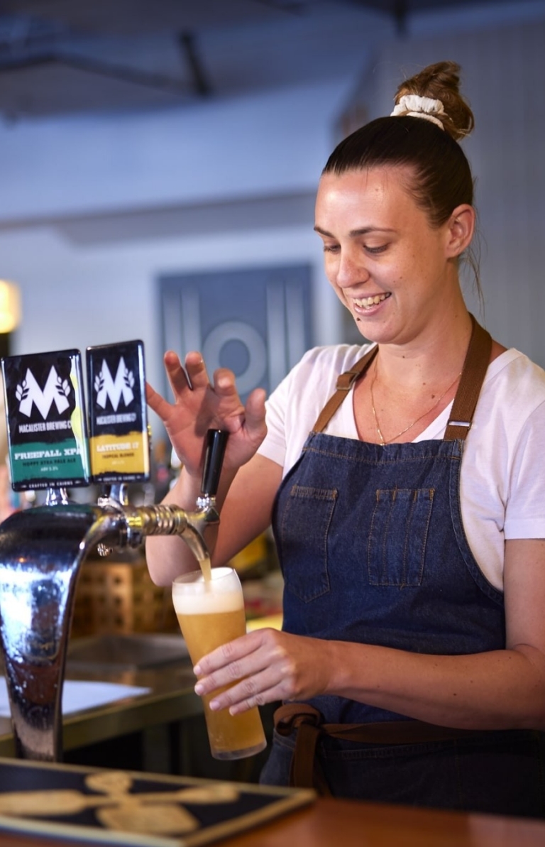 Ochre Restaurant, Cairns, Queensland © Tourism Australia