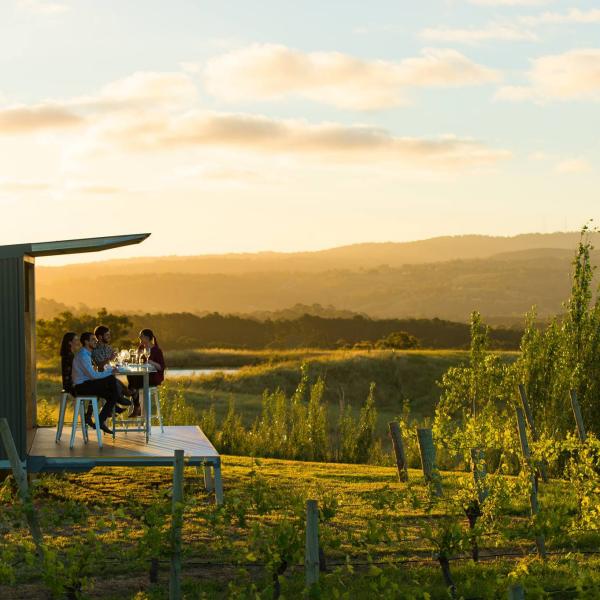 南オーストラリア州、アデレード・ヒルズ、ザ・レーン・ヴィンヤード、360度のパノラマ体験 © Adam Bruzzone