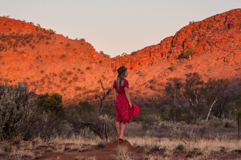 ノーザンテリトリー、西マクドネル山脈 © Tourism Australia