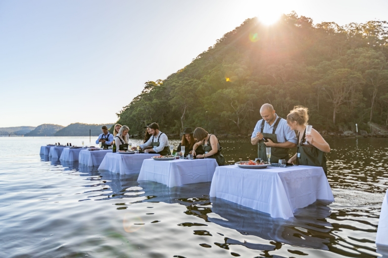 ニューサウスウェールズ州、ムーニー・ムーニー、シドニー・オイスター・ファーム・ツアーズ © Tourism Australia