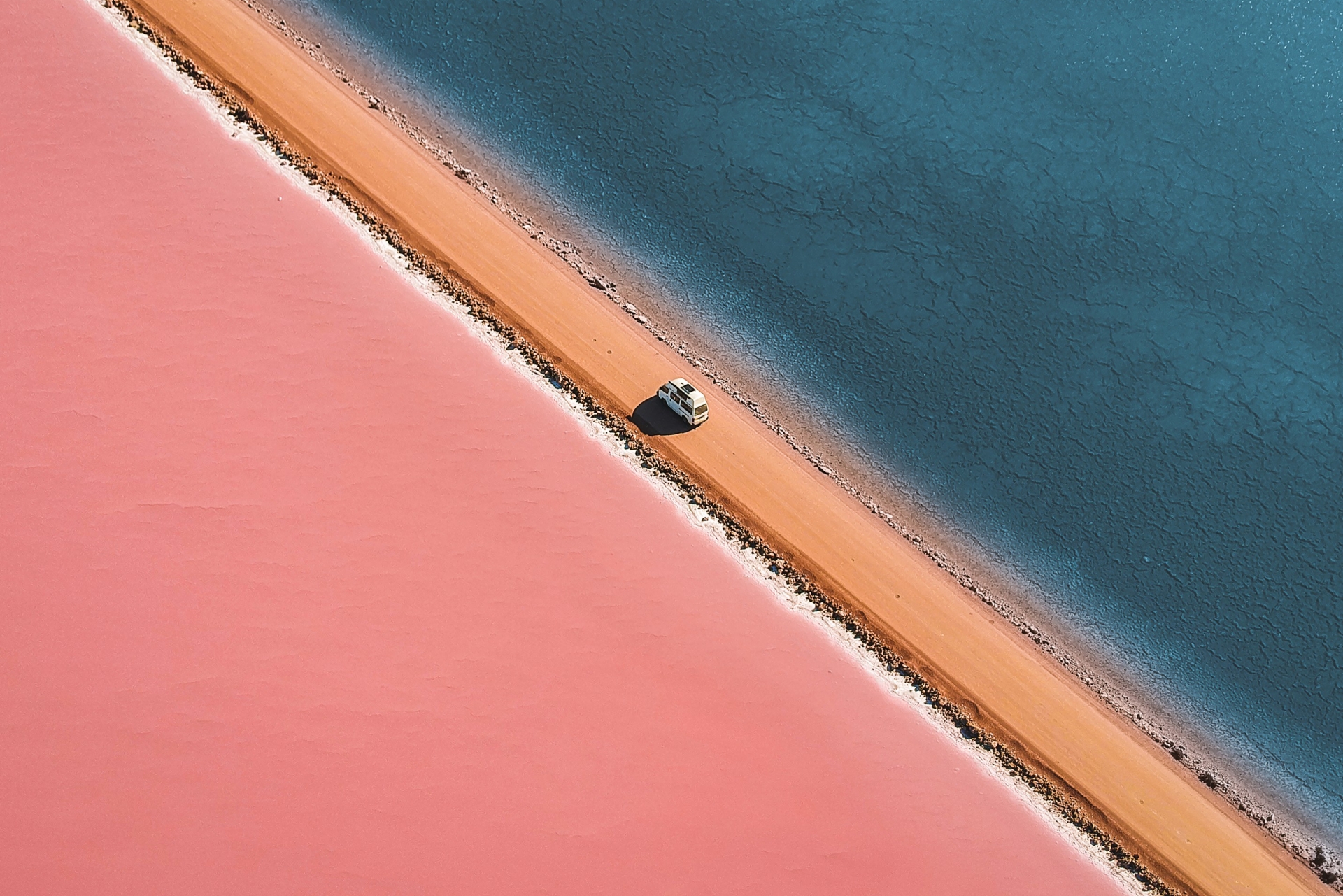 南オーストラリア州、エア半島、マクドネル湖 © Lyndon O'Keefe