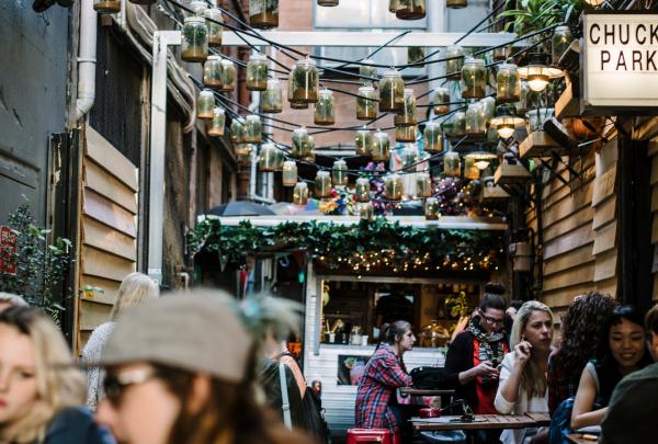 처클 파크 바 앤 카페, 멜버른, 빅토리아 © 호주정부관광청