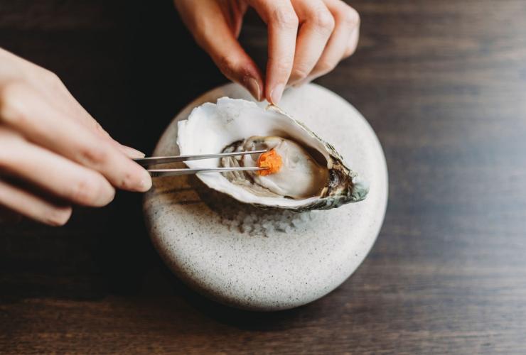 Mu Omakase & Cicada Bar, Canberra, Lãnh thổ Thủ © đô Úc Ghé thăm Canberra Mu Omakase & Cicada Bar, Canberra, Lãnh thổ Thủ © đô Úc Ghé thăm Canberra