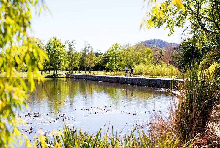 Công viên Khối thịnh vượng chung, NewActon, Canberra, ACT © Ghé thăm Canberra Công viên Khối thịnh vượng chung, NewActon, Canberra, ACT © Ghé thăm Canberra