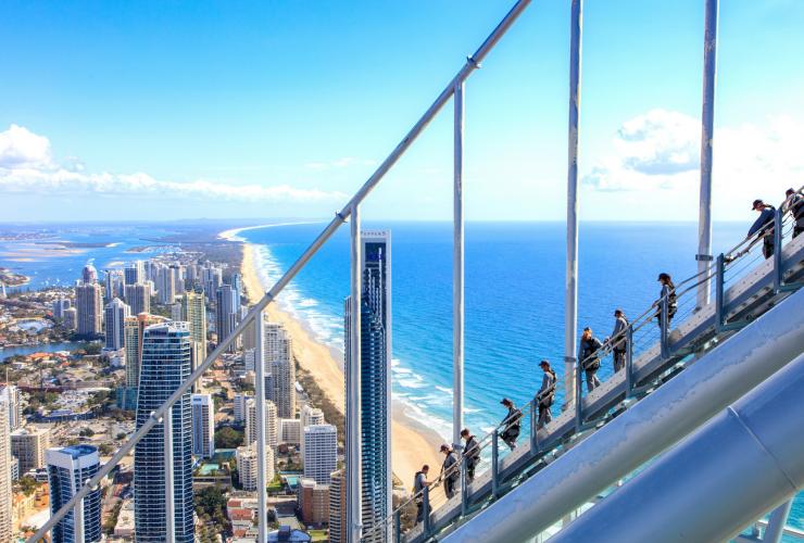 SkyPoint Climb, Gold Coast, Du lịch và Sự kiện QLD © Queensland SkyPoint Climb, Gold Coast, Du lịch và Sự kiện QLD © Queensland