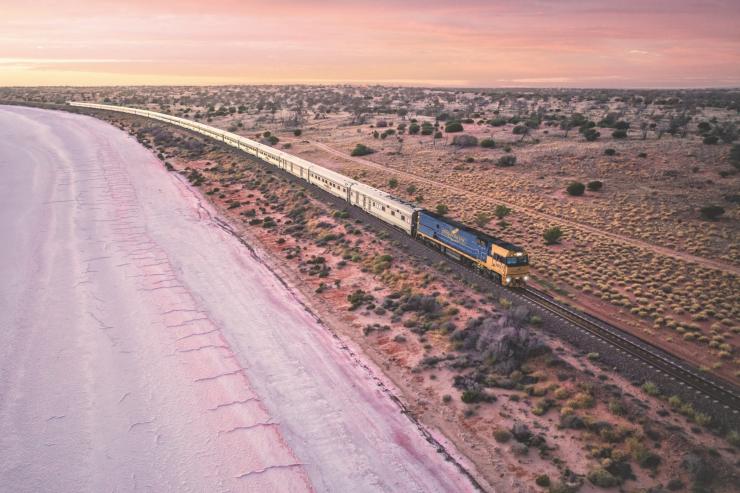 Indian Pacific, Lake Hart, SA © Andrew Gregory