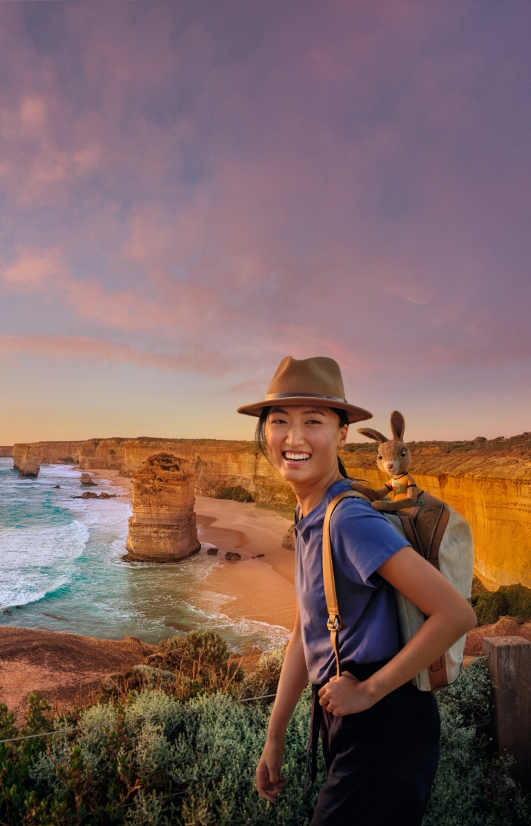 Twelve Apostles, Great Ocean Road, Victoria © Tourism Australia