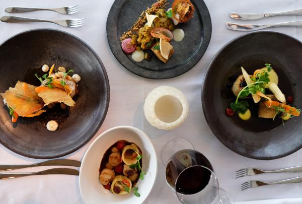 昆士蘭州開恩茲的Tamarind©珊瑚礁酒店賭場