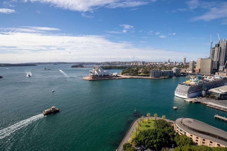Pylon Lookout, Sydney Harbour Bridge, Sydney, NSW © Tourism Australia
