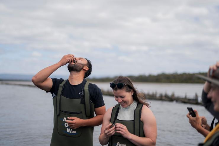 Oyster Bay Tours, Freycinet Marine Farm, TAS © Tourism Australia